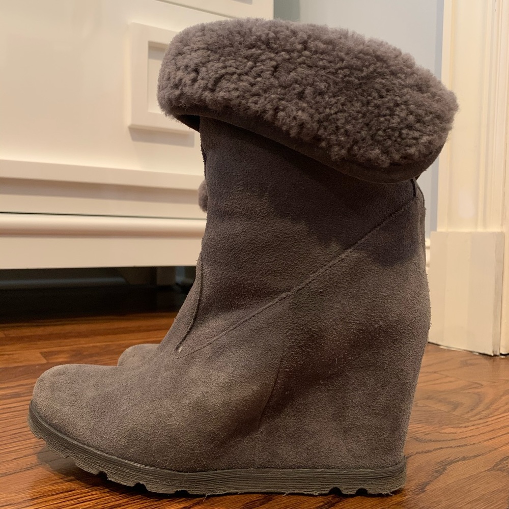 Grey Ugg 4” wedge boots